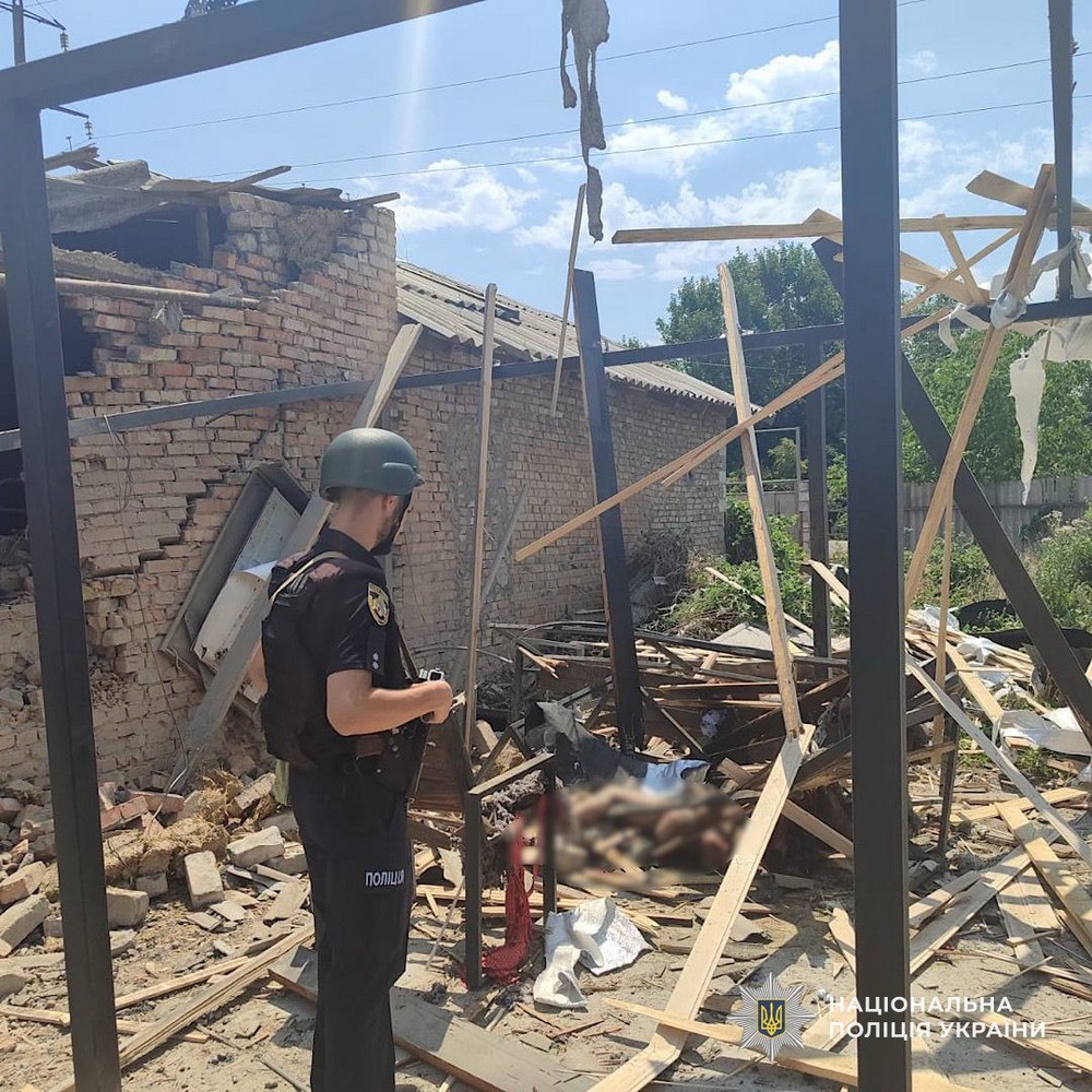 Фото наслідків ворожих атак на Дніпропетровщині