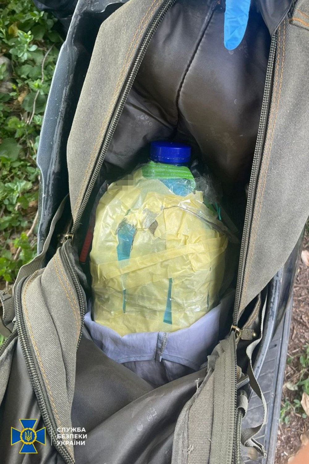 Планували підривати суддів і волонтерів у Дніпрі та Полтаві за допомогою скутерів: затримано двох агенток РФ