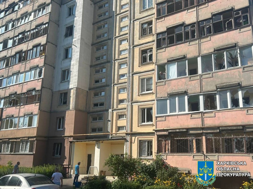 Фото наслідків обстрілу Чугуєва