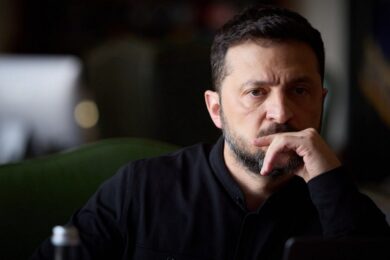 Новий закон щодо НАБУ та санкції обговорив Зеленський зі Стармером – що пропонує Британія