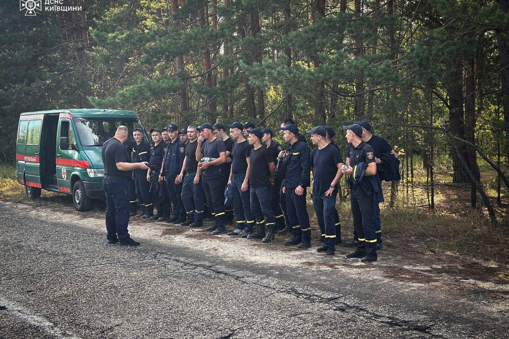 5-річного хлопчика, який зник вчора на Київщині, знайшли живим! Дитину шукали всю ніч.