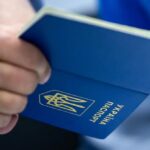 Нова послуга для українців за кордоном з 1 липня: цифровий нотаріат – як звернутися і де працює