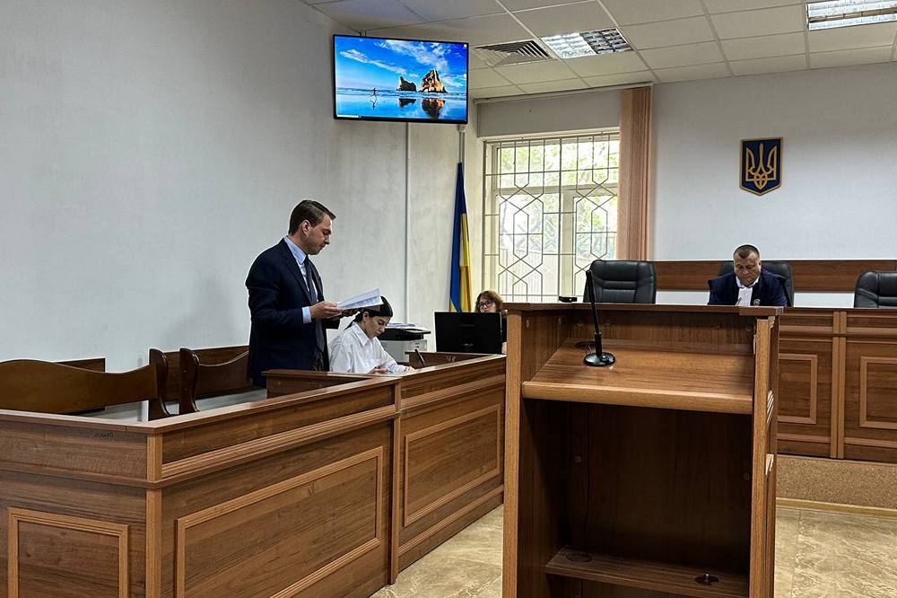 Збив жінку та втік з місця ДТП у Києві: працівника прокуратури Молочного взяли під варту без права внесення застави