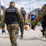 15 українців були видворені з
