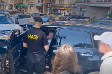 В Україні викрито масштабну корупцію при закупівлі БПЛА та РЕБ: серед причетних нардеп, очільники РВА і МВА та військовослужбовці