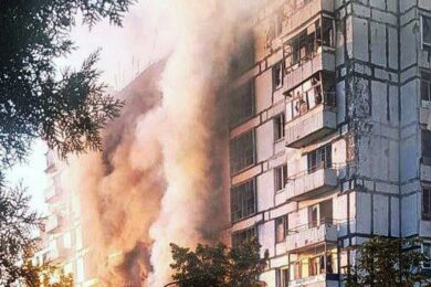 Ворог вбив трьох людей у Степногірську, завдав 405 ударів по Запоріжжю за добу