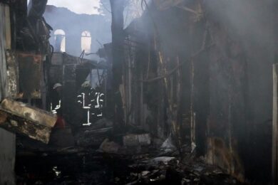 Масована нічна повітряна атака 4 серпня: горів радіоринок в Одесі  – все, що відомо (фото, відео)