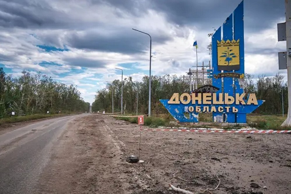 "Ризик третьої світової війни"- Зеленський про вихід з Донбасу та "обмін територіями"