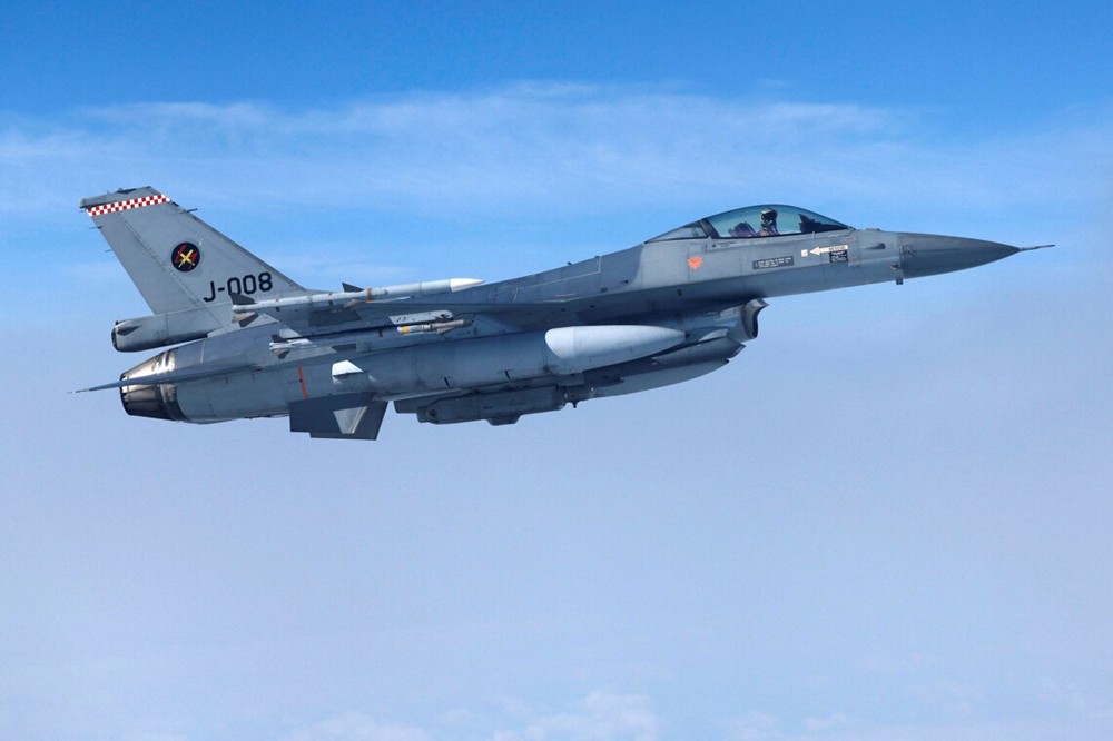 Дрони-перехоплювачі успішно збивали цілі поряд із F-16 – Ігнат про нічну атаку по Україні