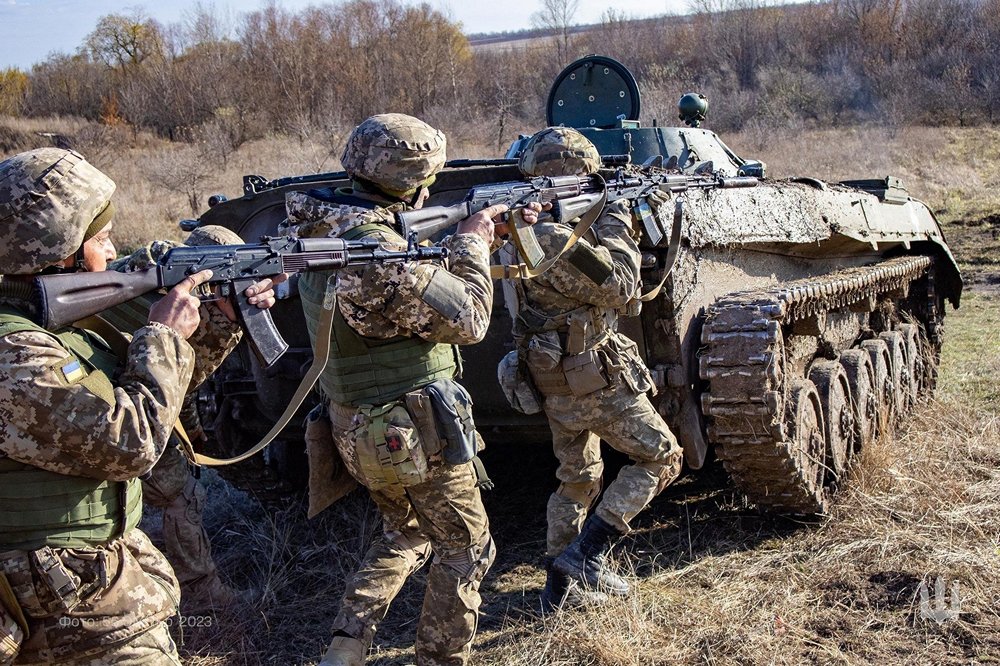 Ворог застосовує тактику "тисячі порізів" – Сирський назвав область, де може початися посилений наступ окупантів