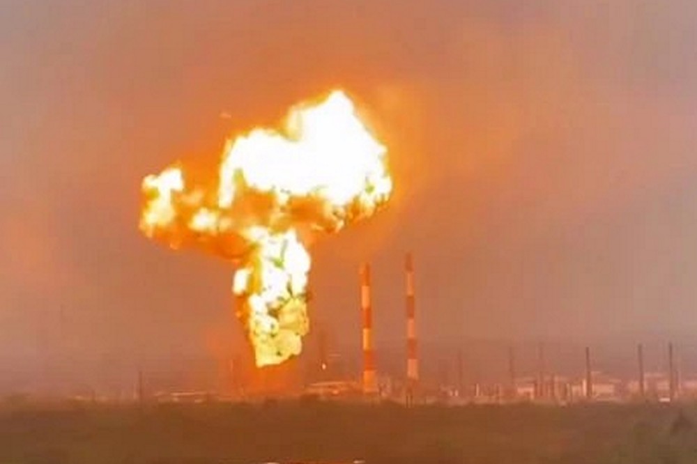 Після удару українських дронів Рязанський НПЗ скоротив потужності майже на 50% - Reuters
