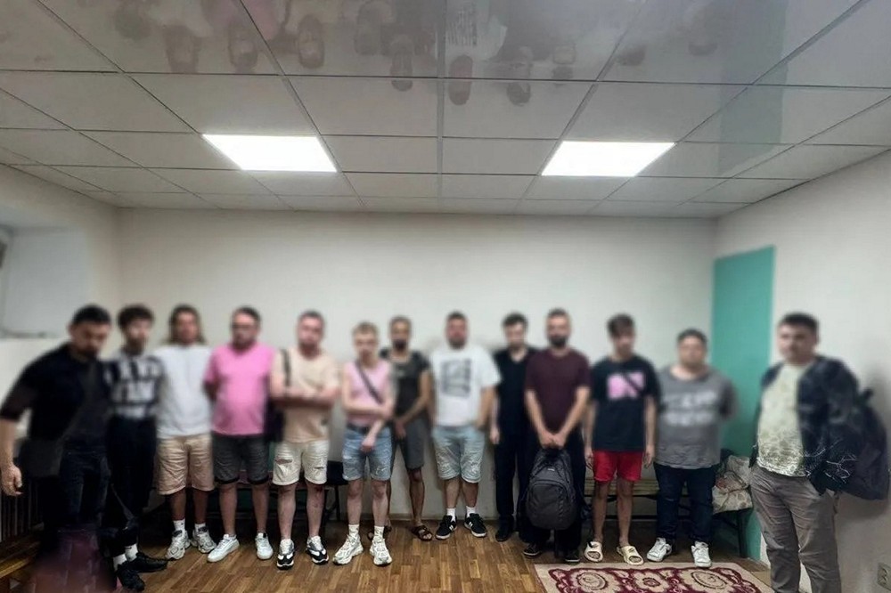 Влаштували гучну вечірку у гей-клубі Києва в День жалоби: порушників доставили до ТЦК - ЗМІ 1 Влаштували гучну вечірку у гей-клубі Києва в День жалоби: порушників доставили до ТЦК - ЗМІ