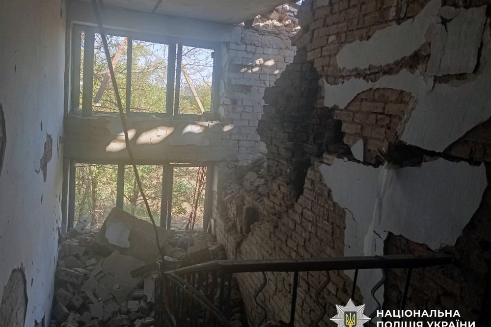 4 вбитих і 9 поранених, серед них троє поліцейських: страшні наслідки обстрілів Херсонщини за добу