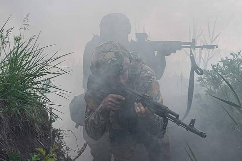 Обстановка на фронті 22 серпня: ворог просунувся на Луганщині та Запоріжжі, втратив 790 солдатів за добу 1 Обстановка на фронті 22 серпня: ворог просунувся на Луганщині та Запоріжжі, втратив 790 солдатів за добу