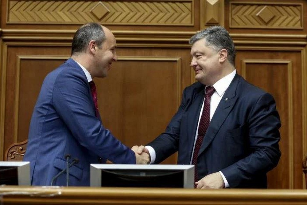 Це постріл в Армію, Мову і Віру: Петро Порошенко прокоментував вбивство Андрія Парубія