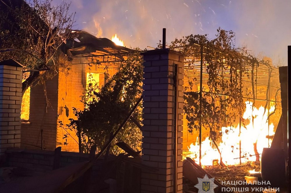 Фото наслідків атаки на Запоріжжя