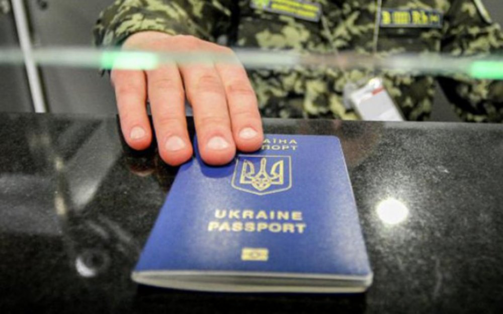 Жінкам депутаткам місцевих рад дозволили виїжджати за кордон під час війни 