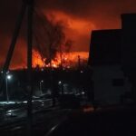 Нова потужна атака на Росію: спалахнули НПЗ і ніхто нікуди не летів, а вранці знову тривожно (фото, відео)