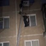 Трирічна дівчинка випала з вікна