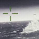 Уражено корабель армії РФ в Азовському морі (відео)