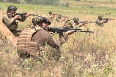 Обстановка на фронті 9 серпня: ворог окупував Новохатське та Толстой, просунувся поблизу 6 населених пунктів Донеччини