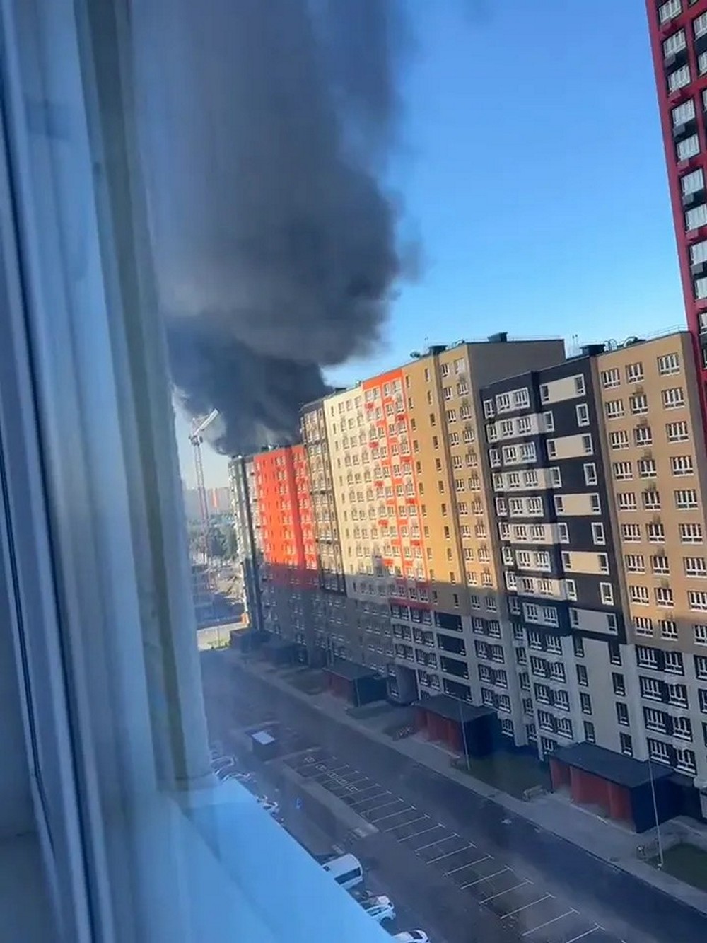 Потужна пожежа виникла під Москвою сьогодні – що відомо (відео)