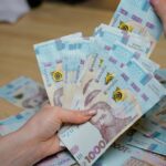 Грошова допомога при усиновленні від