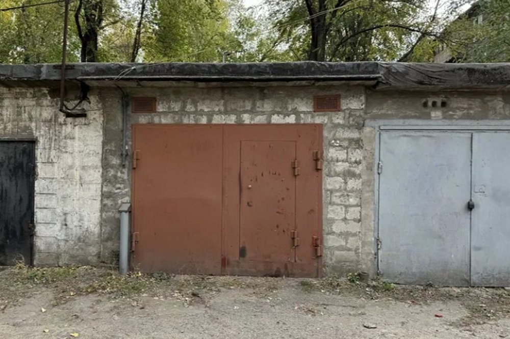 Земля під гаражем - кому належить та як оформити її у власність