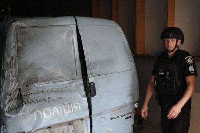Дрон спостерігав і очікував прямо на трасі – четверо поліцейських постраждали на Харківщині