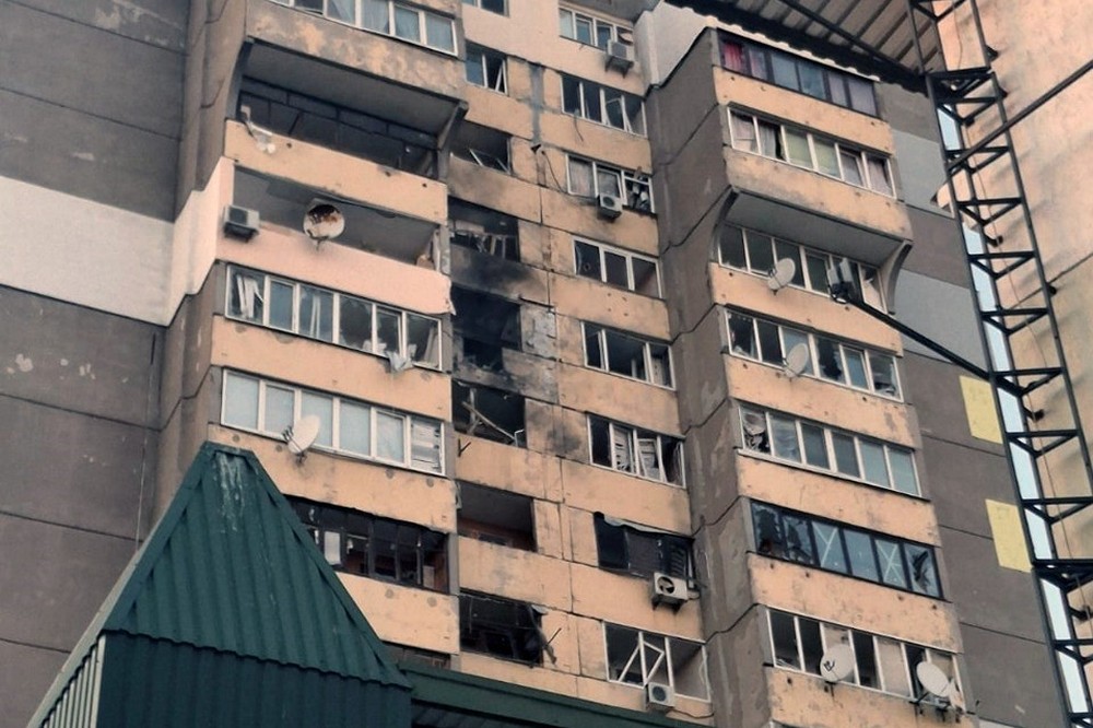 Серед постраждалих медики та поліцейський, ворог вдарив з гелікоптера некерованими ракетами - наслідки атаки на Херсонщину 1 Серед постраждалих медики та поліцейський, ворог вдарив з гелікоптера некерованими ракетами - наслідки атаки на Херсонщину