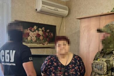 Найбільше цікавили укріпрайони – затримано ворожу агентку, яка шпигувала за Силами оборони на Донеччині