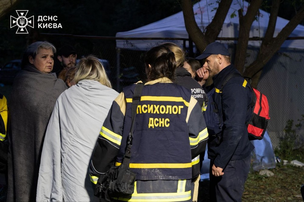 Кількість загиблих у Києві різко зросла: серед жертв троє дітей (фото)