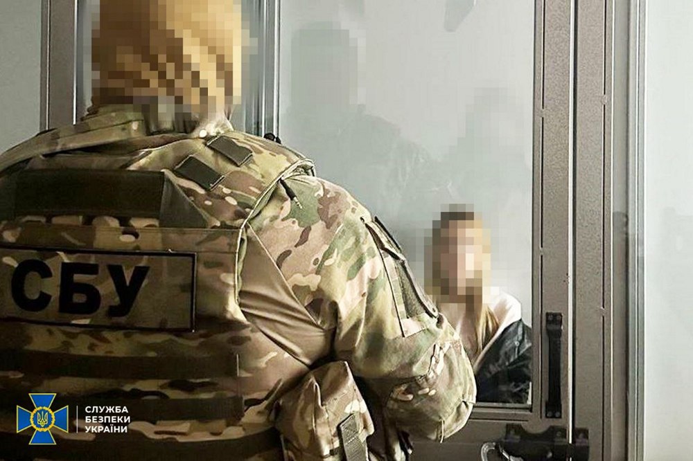 Фотографувала військові об’єкти під виглядом прогулянок з 6-річним сином - який вирок отримала агентка фсб