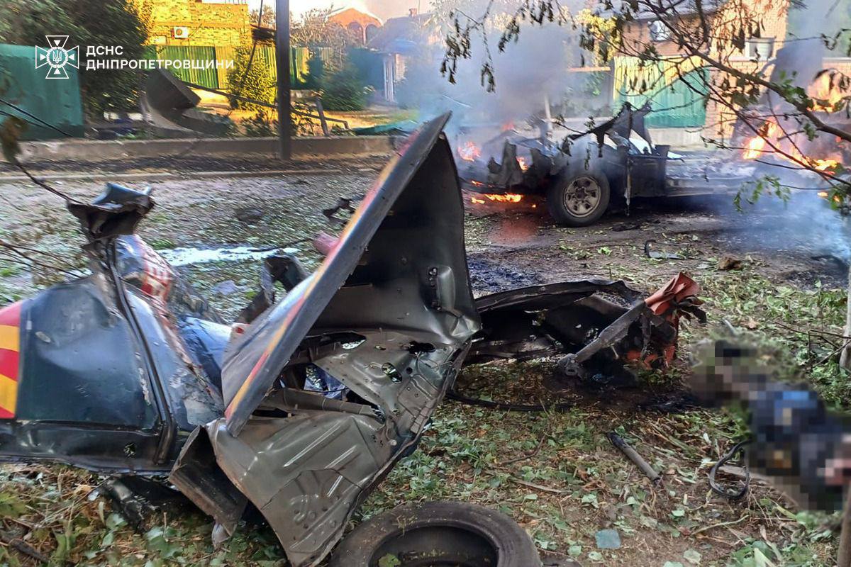 На Нікопольщині за день 4 вбитих і 6 поранених: серед загиблих і поранених - рятувальники (фото)