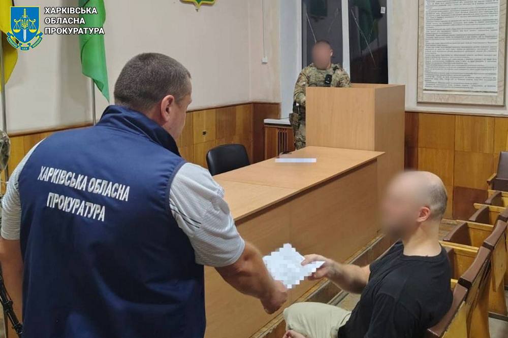 Чоловік з ножем напав на поліцейського та співробітників ТЦК у Харкові – що відомо