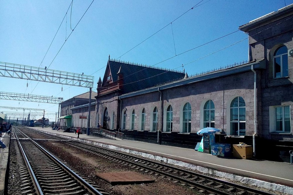 Бєлгород іде на «дистанціку», а у Воронезькій області палало на вокзалі – на Росії війна викликає все більше «двіжухи»