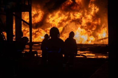 Нічна повітряна атака 18 серпня: є загиблі і постраждалі, сталися руйнації і пожежі – все, що відомо