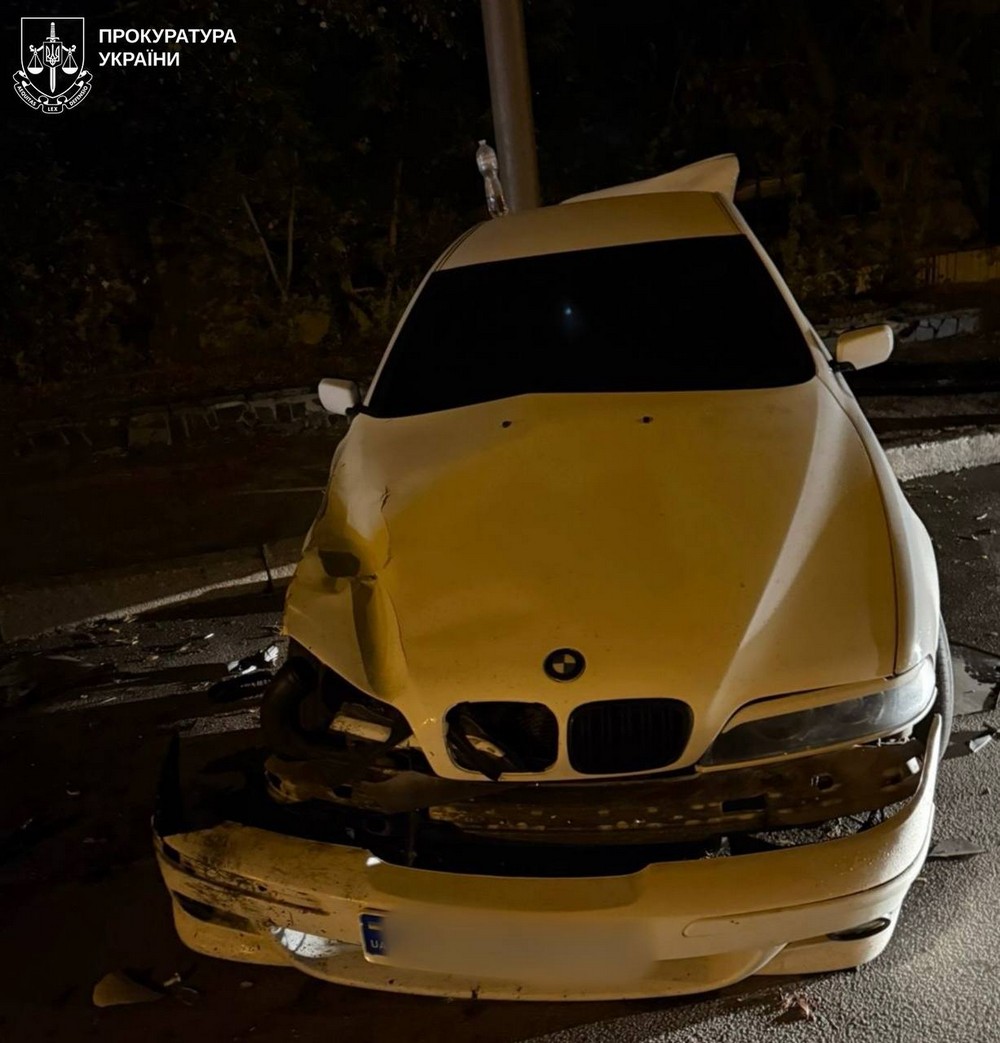 «BMW» вилетів на тротуар і вбив жінку: смертельна ДТП у Харкові 26 серпня – подробиці