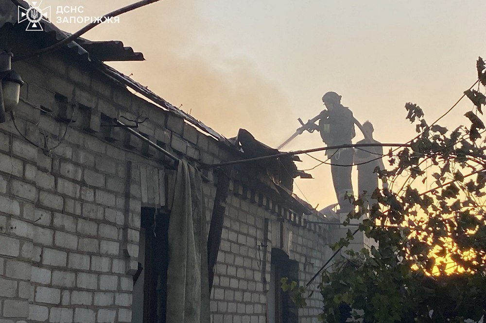 Рятувальна операція у Запоріжжі завершена – що відомо про жертви і поранених (фото)