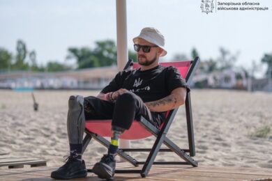 Втративши на фронті обидві ноги, ветеран із Запоріжжя освоює нову професію і екстремальний вид спорту (фото)
