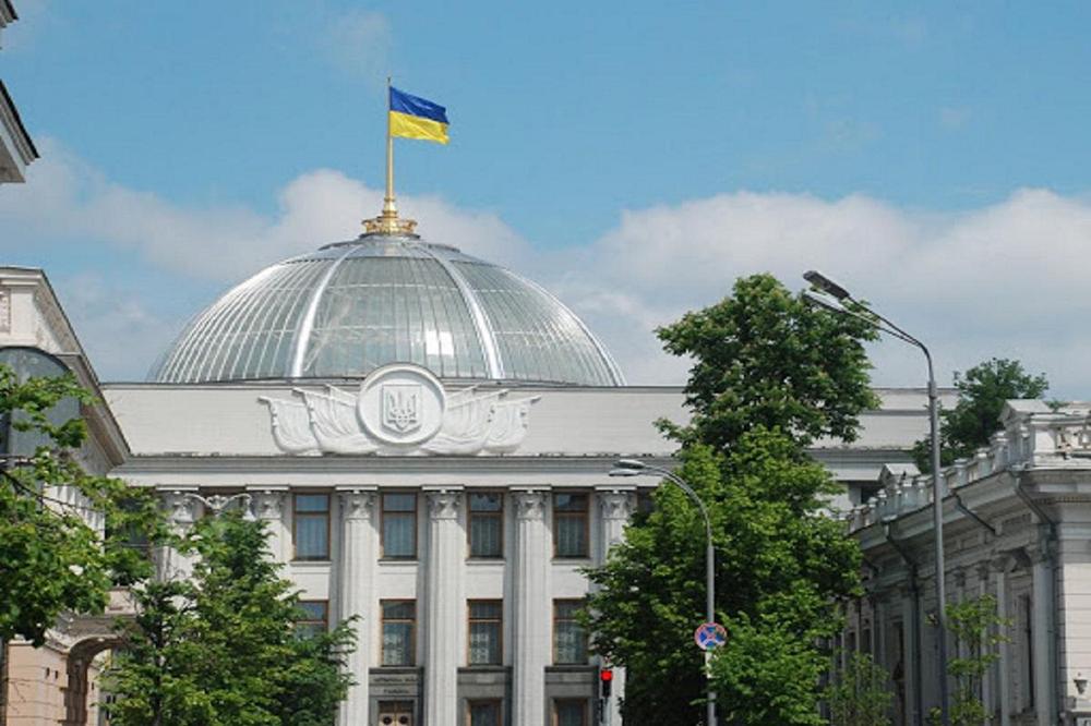 Рада провалила відсторонення Безуглої від засідань - деталі