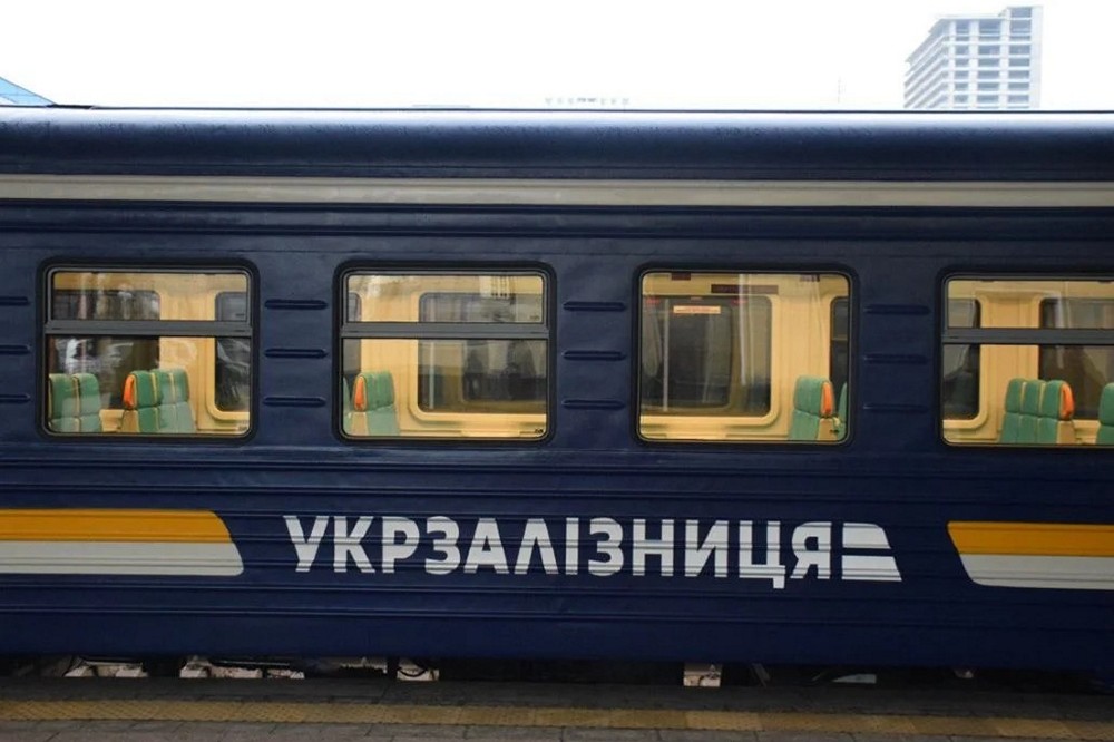Укрзалізниця призначає додаткові поїзди в напрямку Кривого Рогу, Чернігова та Вінниці – як вони курсуватимуть
