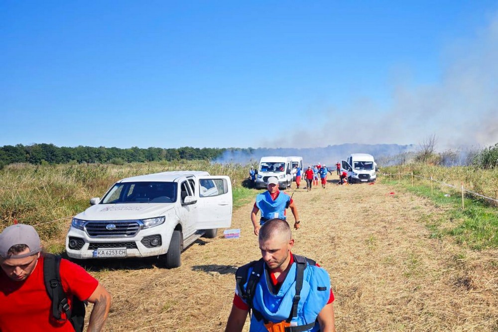 Окупанти вдарили ракетою по гуманітарній місії на Чернігівщині: є загиблі і поранені 1 Окупанти вдарили ракетою по гуманітарній місії на Чернігівщині: є загиблі і поранені