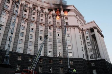 Наймасованіша за весь час нічна повітряна атака 7 вересня: загиблі і поранені, масштабні руйнування – все, що відомо (фото, відео)