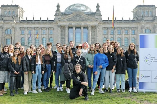 Завершується реєстрація! Можливість для підлітків безкоштовно пройти інтенсив у Німеччині