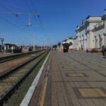 Росія атакувала великий залізничний вузол: поранено залізничників, затримуються потяги: список