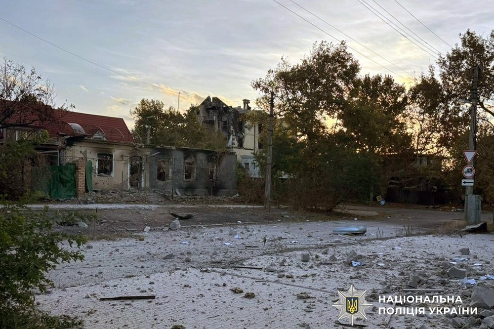 Окупанти вдарили по блокпосту, загинув поліцейський, є багато поранених – наслідки обстрілів Херсонщини