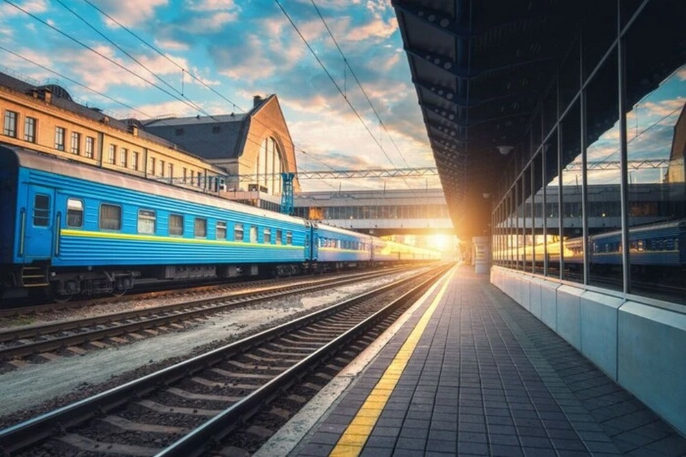Знову удари по залізниці: в Україні затримуються потяги 1 Знову удари по залізниці: в Україні затримуються пот