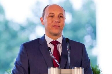 Зеленського просять надати Андрію Парубію звання Героя України (посмертно) – петиція