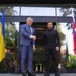 Словаччина більше не проти України в ЄС: потиснули руки і домовилися вирішити питання енергетики